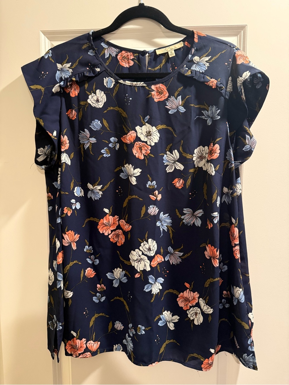 Women's Navy Floral Cap-Sleeve Blouse